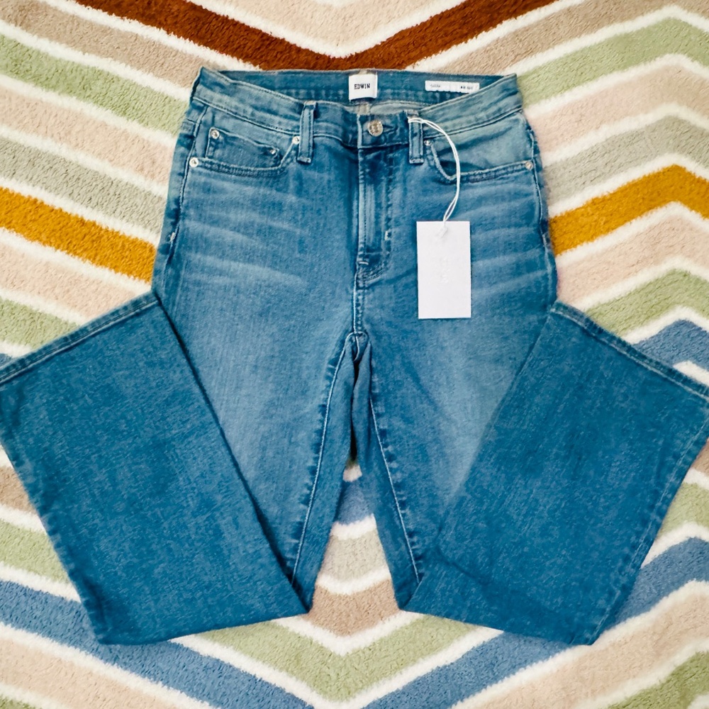NWT - Edwin Casia Mini Boot Jeans - Size 25 - Color‎ Journey